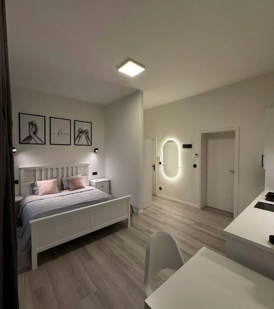 Studio A Ixelles - Viaduc 브뤼셀 아파트